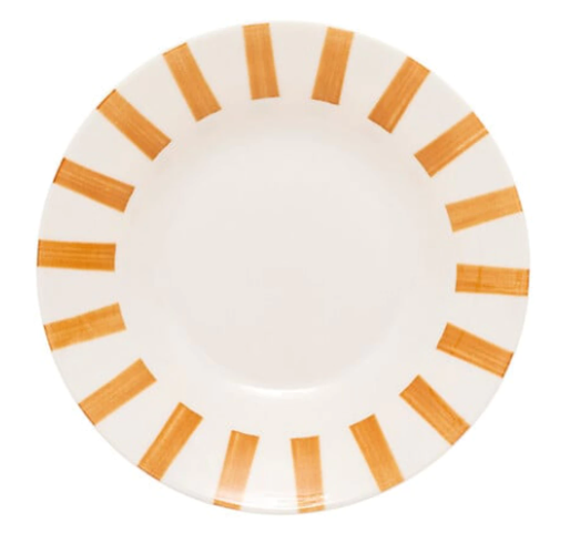 Atmosphera posuđe, prugasti tanjuri, kolekcija posuđa, keramički tanjuri, moderni tanjuri, desertni tanjur, duboki tanjur, plitki tanjur, posuđe za apartmane, studentski stan posuđe, razigrani tanjuri