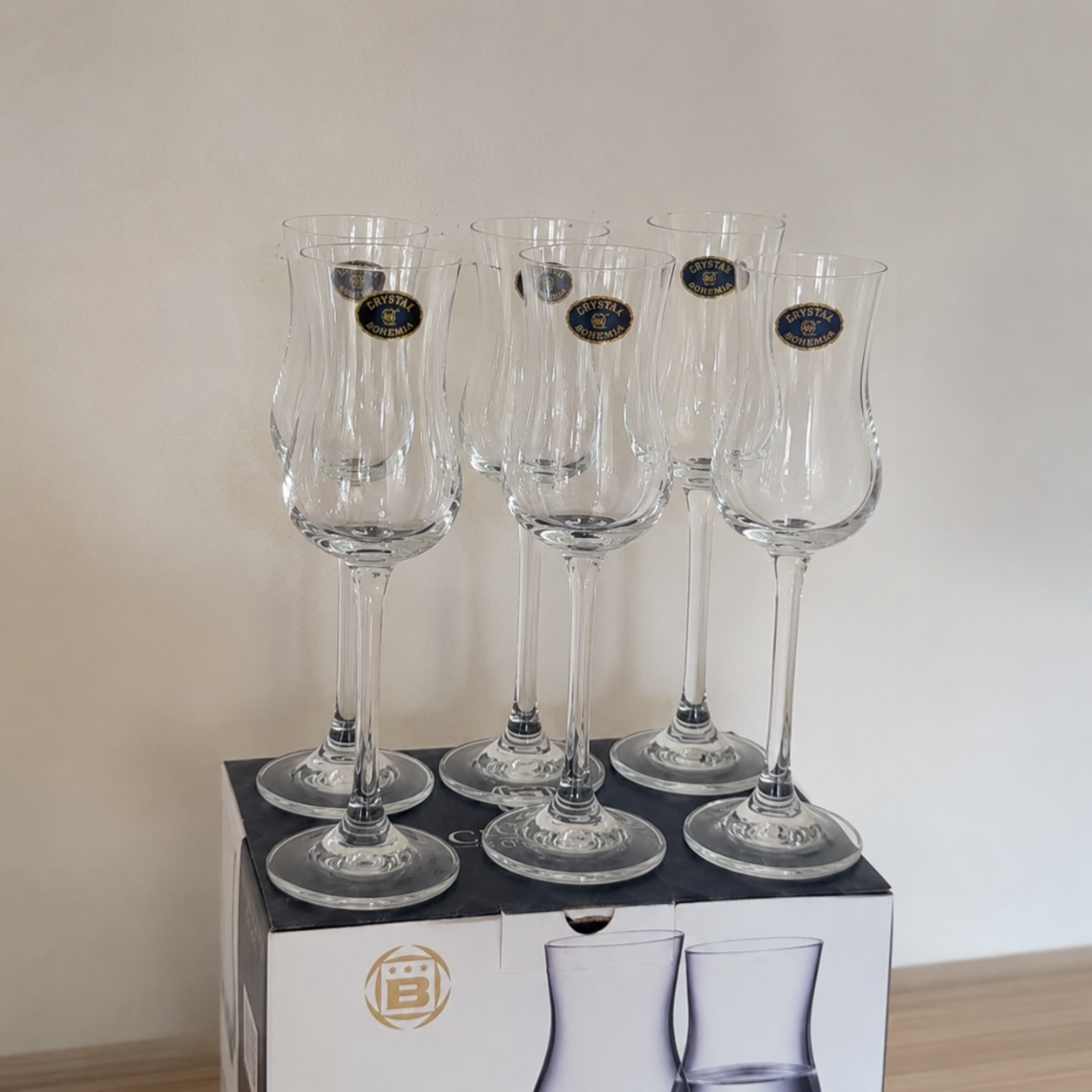 Crystal Bohemia Colibri 85 ml, Crystal Bohemia Grappa, Colibri Grappa 85 ml, čaša za grappu, čaša za rakiju, čašice za rakiju, kristalne čaše za rakiju, čaša za travaricu, čaša za lozovaču, čaša za šljivovicu, čaša za viljamovku, čaša za destilate, čaša za voćne rakije, čaše za žestoka pića, čaše za likere, profesionalne čaše za rakiju, degustacijske čaše za rakiju, Bohemia Crystal čaše, češke kristalne čaše, kristalna čaša 85 ml, čaše za konobe, čaše za restorane, čaše za hotele, čaše za wine bar, HoReCa č
