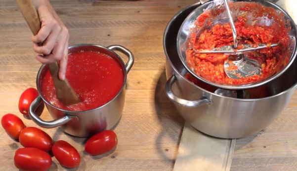 Mlin za povrće / pasirka