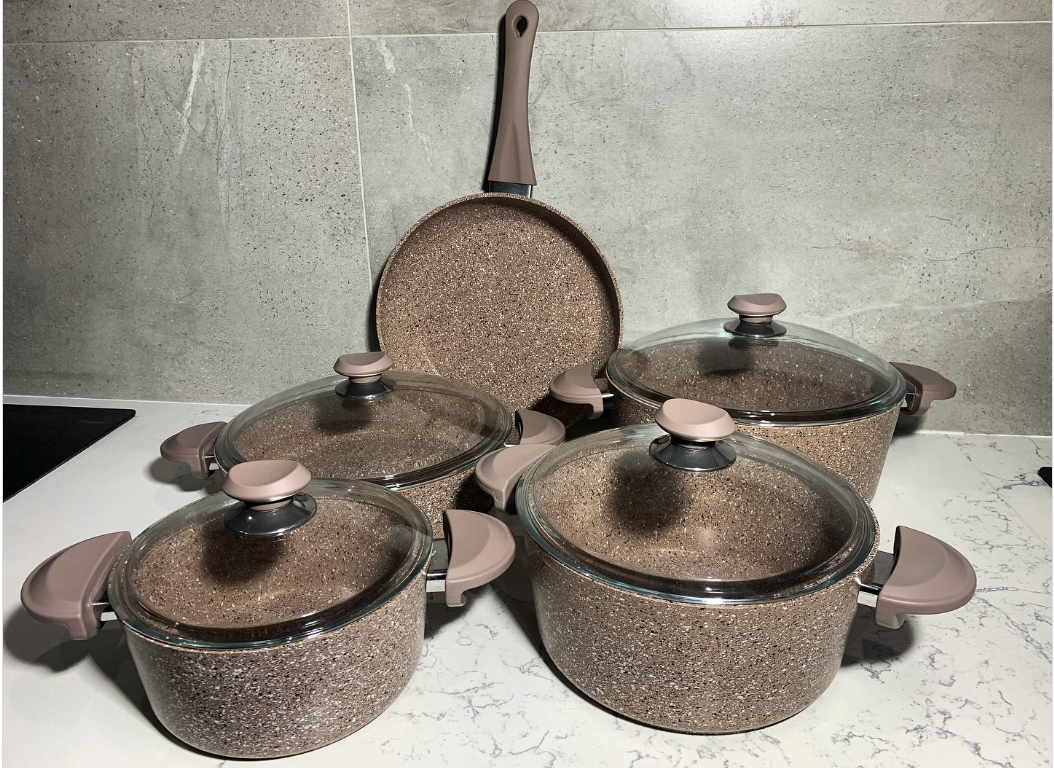 Tuscany Pink – 7-dijelni granitni set posuđa