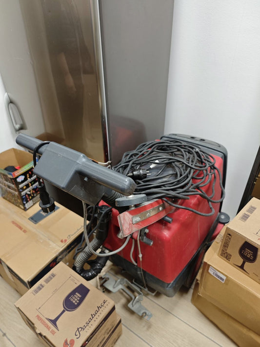 Stroj za pranje poda