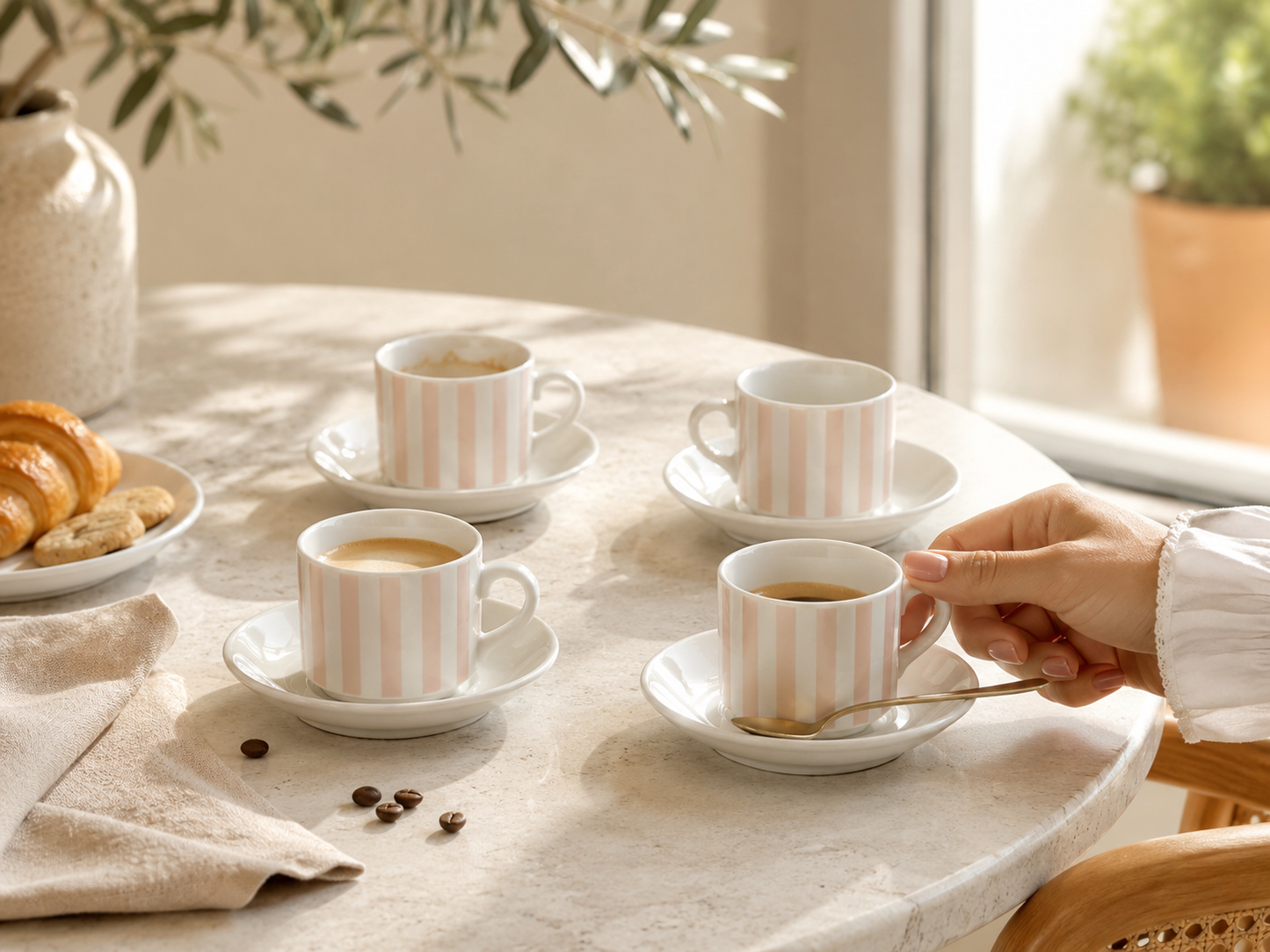 Set 4 espresso šalice s tanjurićima