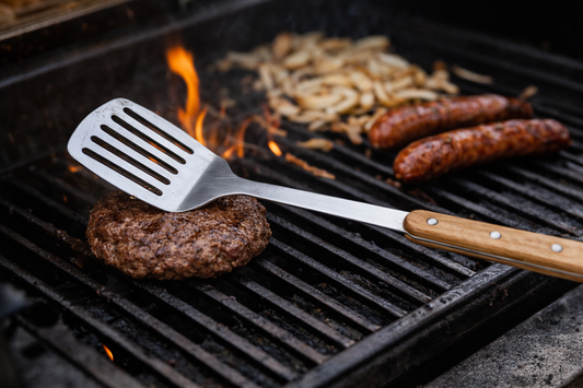 Francuzica - Metalna perforirana lopatica 37 cm BBQ