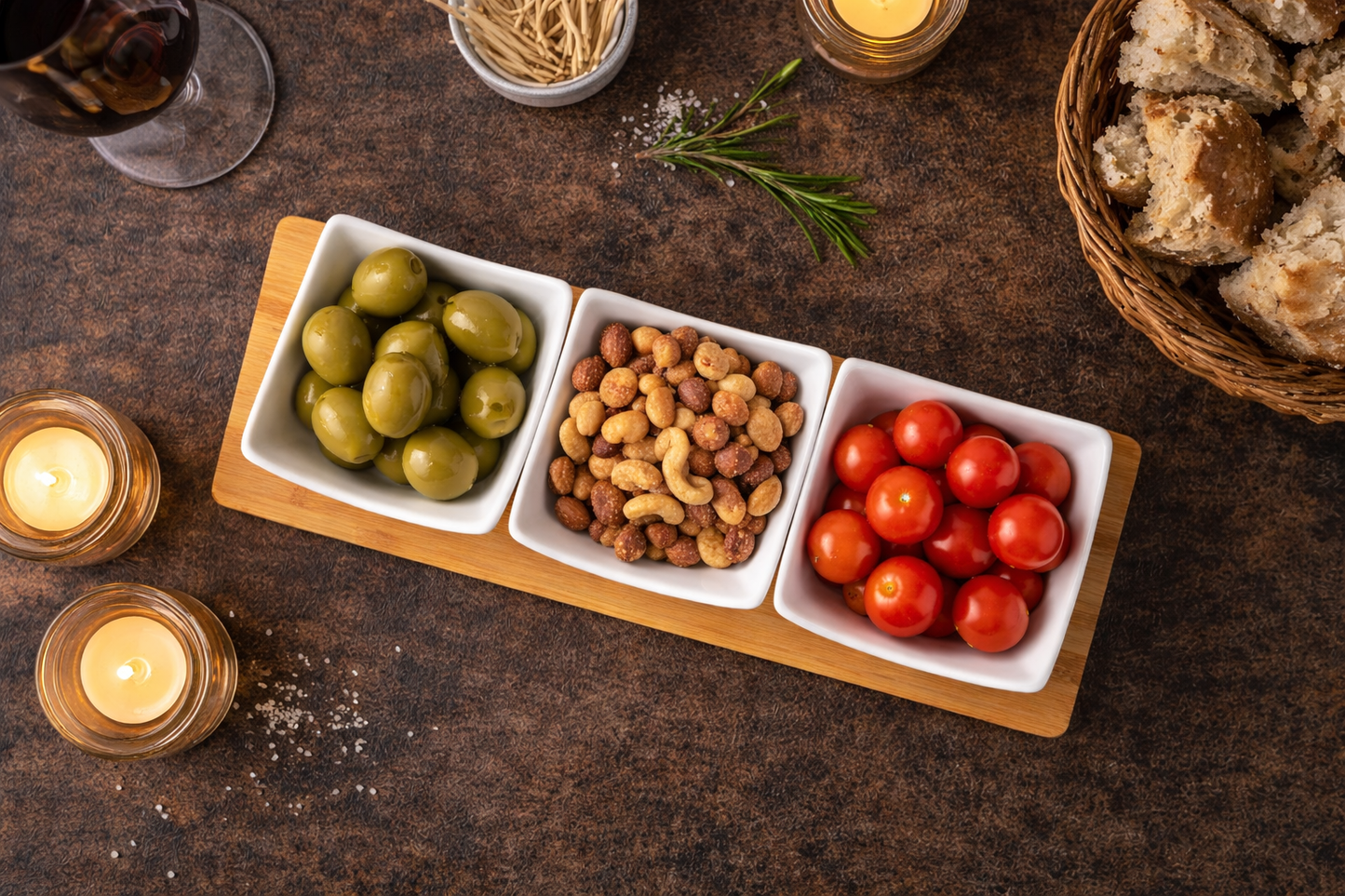 Set za posluživanje 4-dijelni (3+1) s bambus pladnjem