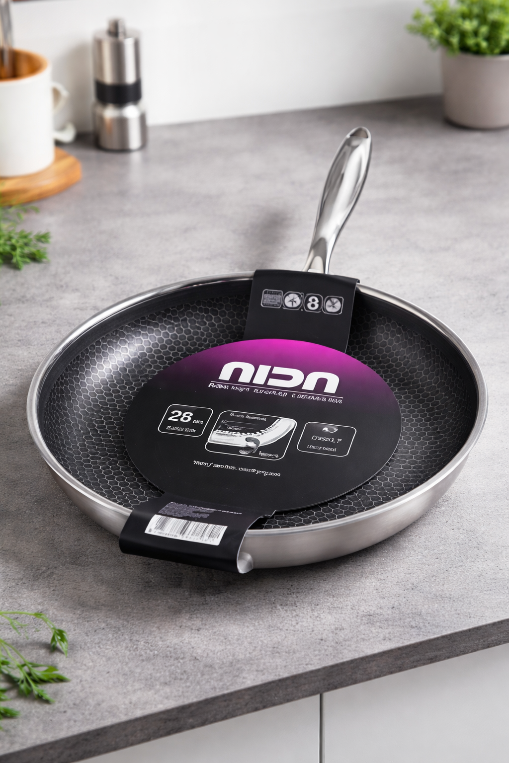Tave Hexagon 24 i 28 cm – čak i za indukciju 🔥