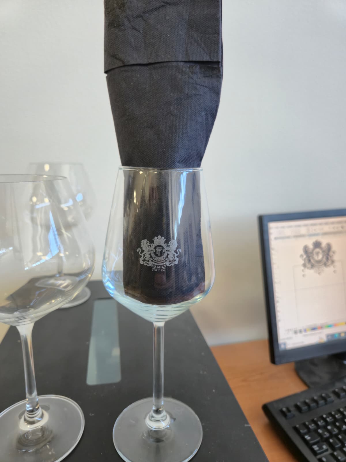 🍷 Čaše s vašim logom 🎨 Personalizacija (60 kom)