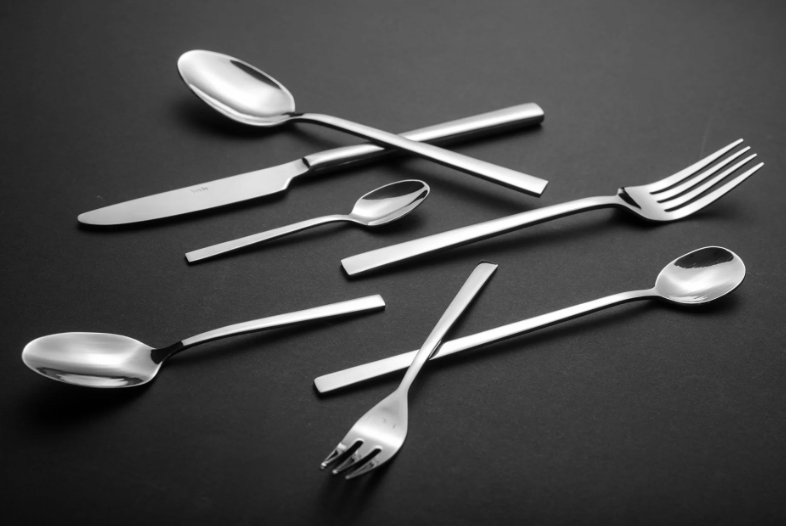 Formeo by Verlo - Elegantan pribor za jelo ravnih linija