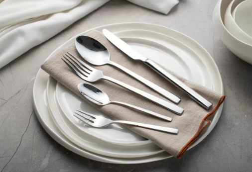 Formeo by Verlo - Elegantan pribor za jelo ravnih linija