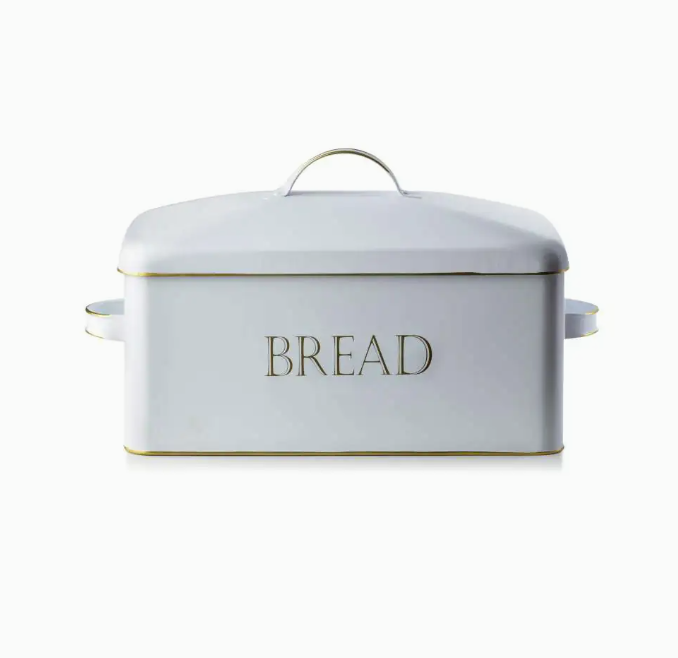 krušnica, breadbox, kutija za kruh, metalna krušnica, bijela krušnica, vintage krušnica, krušnica s poklopcem, krušnica za kuhinju, kutija za kruh metalna, bread box white, spremnik za kruh, krušnica sandy vintage, kuhinjski dodaci vintage, kuhinjski storage, metalna kutija za kruh, krušnica skandinavski stil, krušnica country stil, krušnica za apartman, krušnica dekoracija, organizacija kuhinje, kuhinjski pult organizacija, kruh i peciva spremnik, poklon za kuhinju, bijeli metalni breadbox, kuhinjski retro