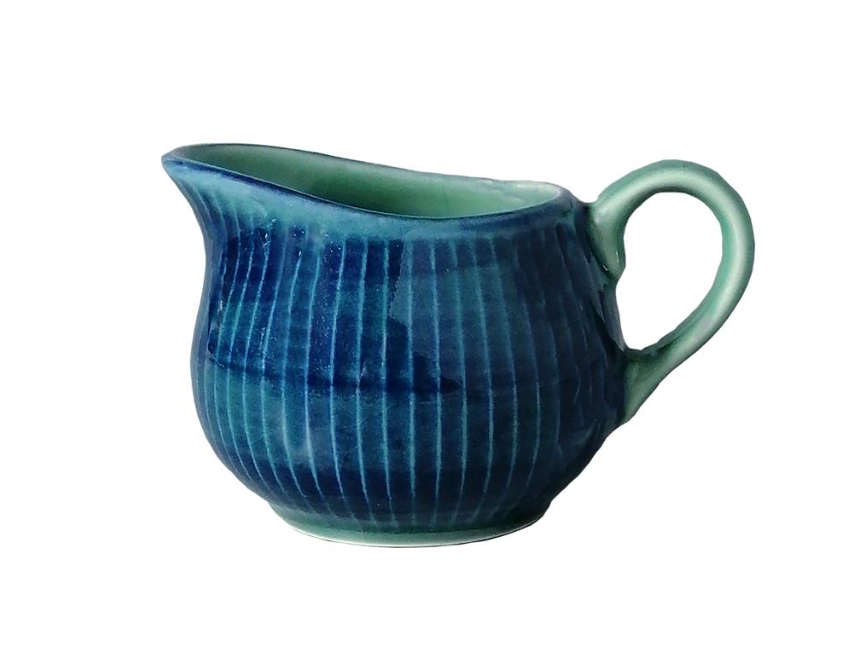 lattiera 25 cl, posuda za mlijeko, ceramic milk jug, horeca keramika, professional milk jug, circle ceramic solare, barista oprema, kafić posuđe, mlijeko za cappuccino, artisan keramika, ručno glazirana keramika, latte art posuda, premium horeca posuđe, restoran keramika, café accessories, milk pitcher ceramic, specialty coffee oprema, elegantna posuda za mlijeko, brunch posuđe, moderno ugostiteljsko posuđe, latte servis, hotel posuđe, restaurant tableware, barista milk jug, coffee shop accessories, premium