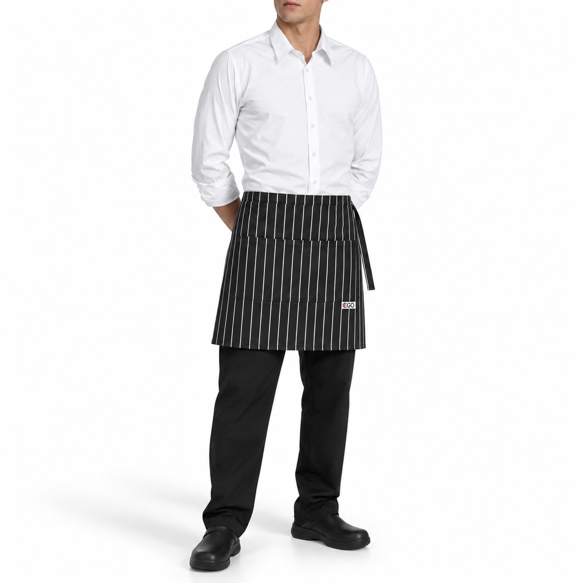 Egochef pregača, barmanska pregača, konobarska pregača, pregača za barmena, pregača za konobara, crna prugasta pregača, pregača 40x70 cm, kratka pregača, profesionalna pregača, ugostiteljska pregača, pregača s džepom, pregača s dva džepa, barman apron, waiter apron, konobarska oprema, oprema za barmene, radna odjeća za konobare, radna odjeća za ugostiteljstvo, pregača za restoran, pregača za kafić, pregača za bar, pregača za hotel, pregača za catering, pregača za barista, Egochef Hrvatska, ugostiteljska opr