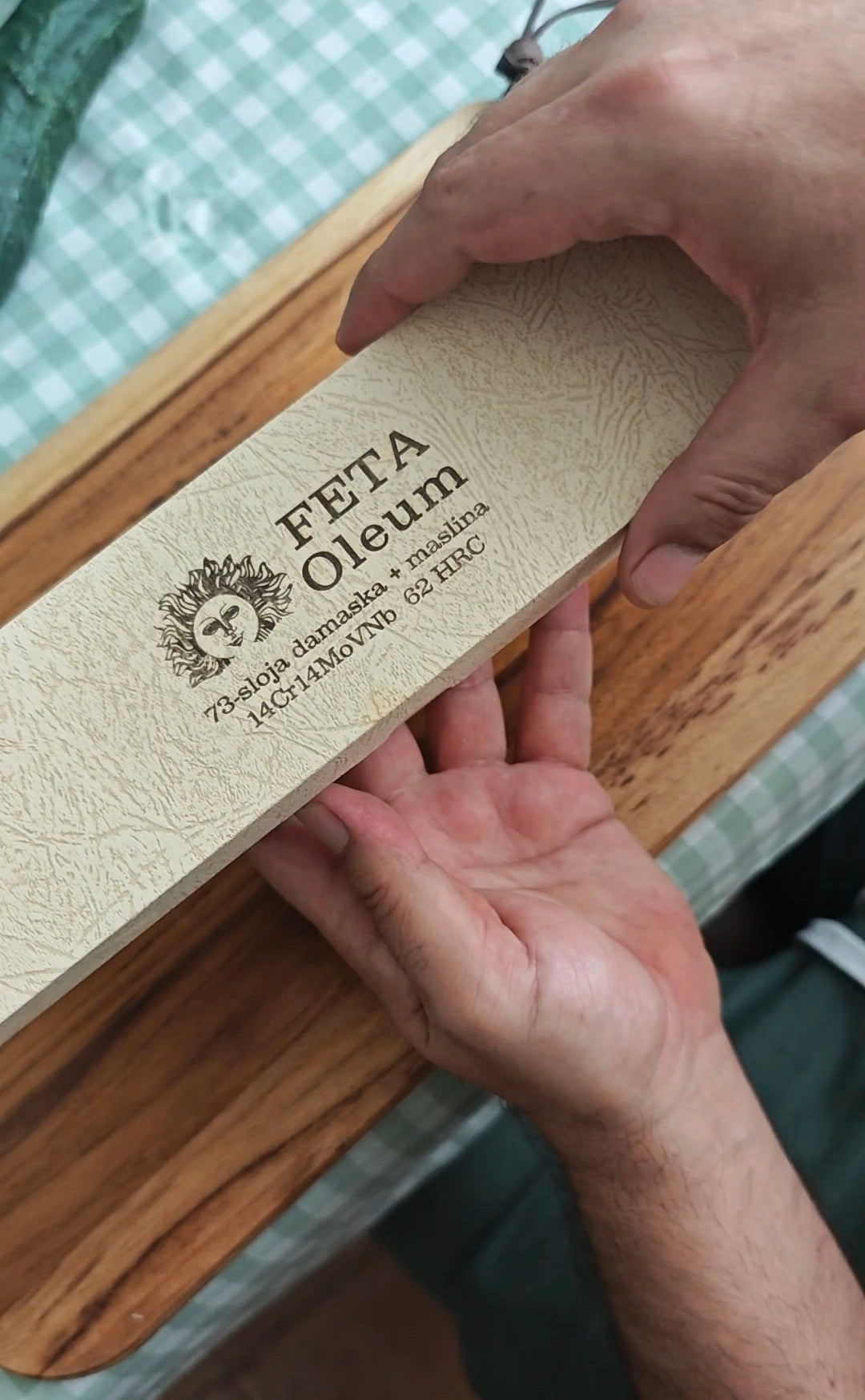 FETA Oleum - Noževi od praškastog čelika