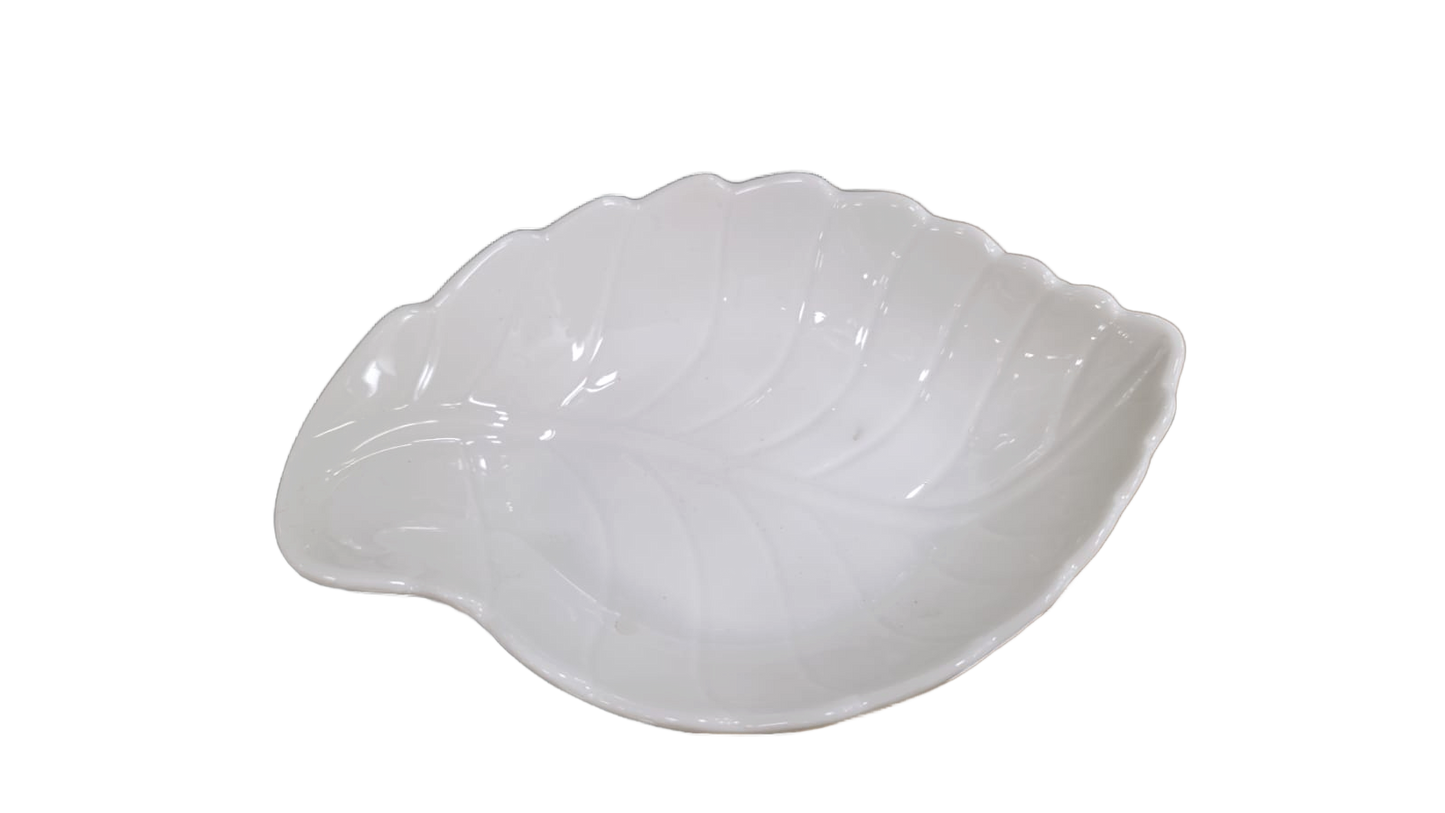 Porculanska zdjelica u obliku lista 16 × 11 × 3,5 cm