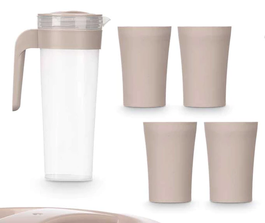 set vrč i čaše plastika, plastični vrč s poklopcem i 4 čaše, vrč 1.4L s čašama Split, bokal i čaše za sokove, set za piće plastika Hrvatska, vrč i čaše za apartmane Split, bokal s čašama povoljno, set čaše i bokal Dalmacija, vrč s poklopcem i 4 čaše NIRS, plastični set za posluživanje pića, vrč i čaše za ljeto, set bokal s čašama ugostiteljstvo, vrč i čaše piknik Hrvatska, kuhinjski set vrč i čaše plastika, vrč i čaše siva boja Split, bokal s poklopcem i čašama povoljna cijena, set za piće apartmani Dalmaci