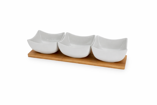 set za posluživanje, set za posluživanje s pladnjem, set za serviranje hrane, keramičke posudice za posluživanje, bambus pladanj, set za umake, set za grickalice, set za tapase, set za predjela, posudice za posluživanje, servirni set, set za catering, ugostiteljski set za posluživanje, oprema za ugostiteljstvo, set za restorane, set za apartmane, kuhinjski set za posluživanje, set za stol, dekorativni set za posluživanje, set za švedski stol, set za snackove, bambus set za posluživanje, keramički servirni s