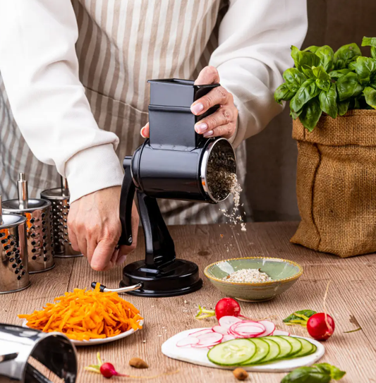 Stolni mlin za orahe i povrće - 5 nastavaka