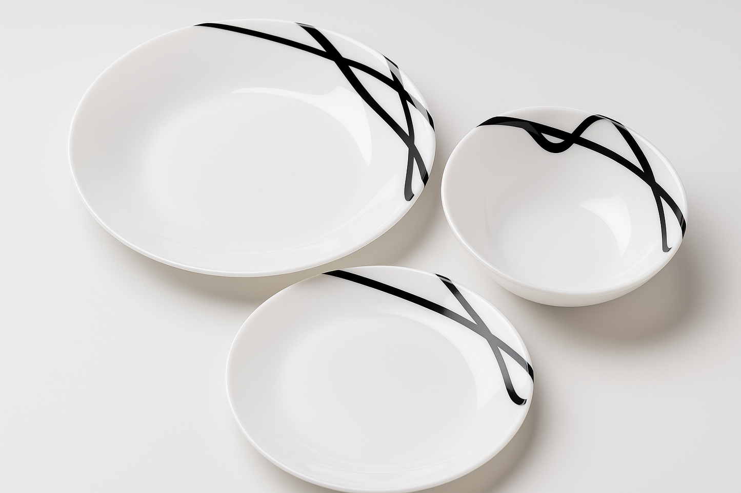 tanjur bijeli, tanjur s crnim linijama, moderni tanjuri, tanjur za juhu, tanjur za glavno jelo, tanjur za kolače, opal staklo, set tanjura, tanjuri za restoran, horeca oprema, posuđe za apartmane, minimalistički dizajn, elegantni stol, tanjur 25 cm, tanjur 20 cm, tanjur 18 cm, tanjuri bijeli dekor, tanjur s uzorkom, crno bijeli tanjur, servisi za jelo, opal glass plate, durable plate, everyday dining, modern tableware, elegant dish, stylish dinnerware, home decor, poklon za kuću
